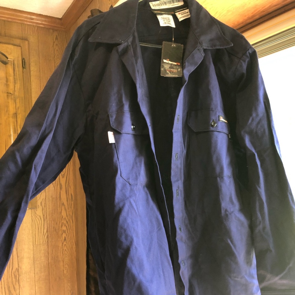 FR BUTTON UP LONG SLEEVE